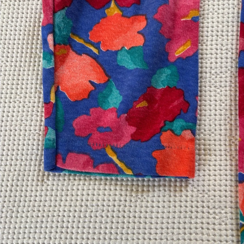 L.L. Bean Women's Long Sleeve Floral Tee - single stitch Medium - Picture 3 of 3